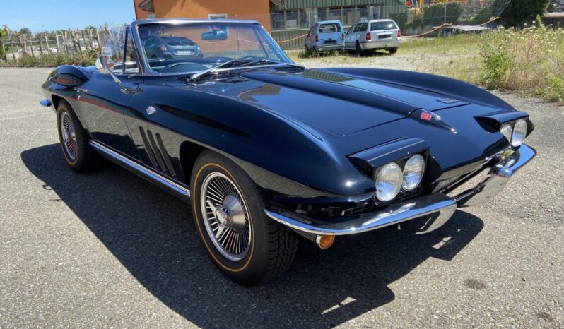 Chevrolet Corvette voll