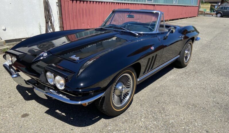 Chevrolet Corvette voll