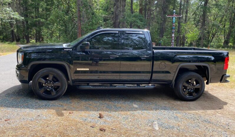 GMC Sierra voll