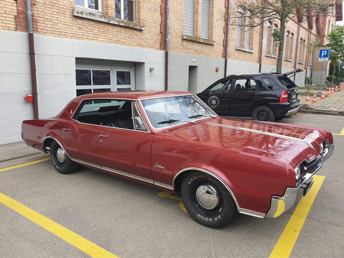 Oldsmobile Cutlass