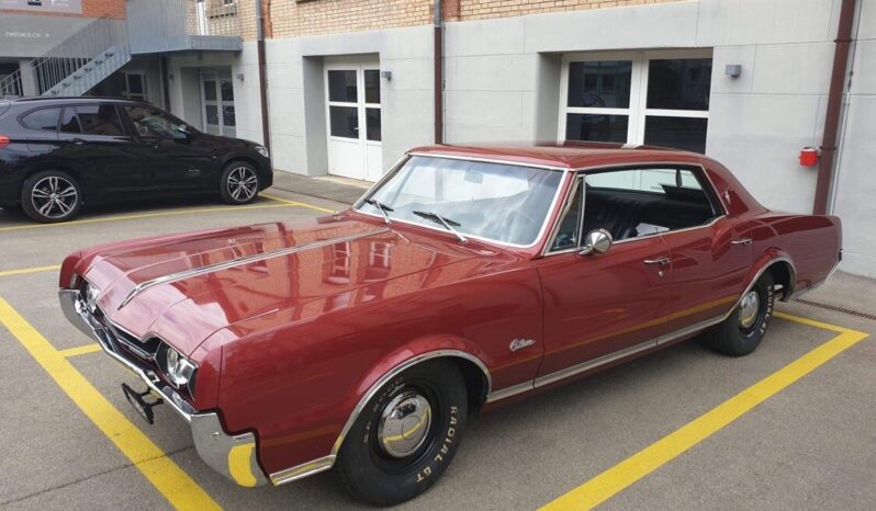 Oldsmobile Cutlass voll