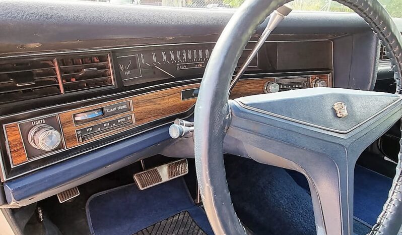 Cadillac Deville voll