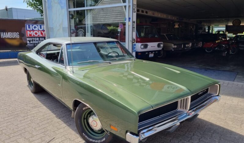 Dodge Charger voll
