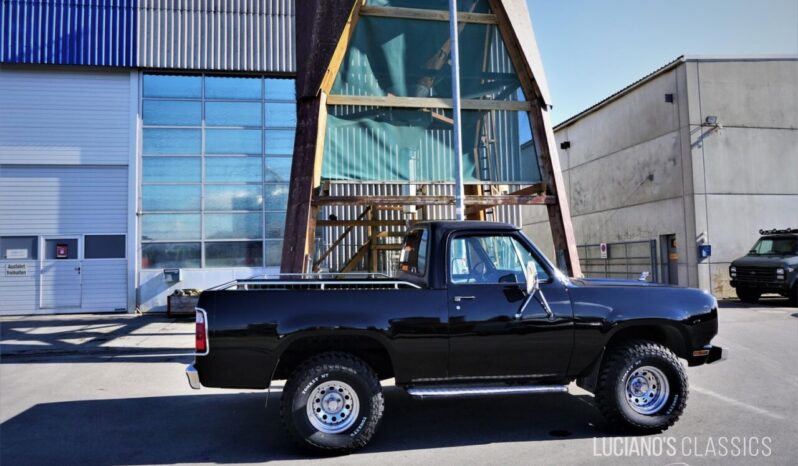 Dodge Ramcharger voll