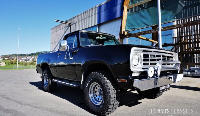 Dodge Ramcharger voll