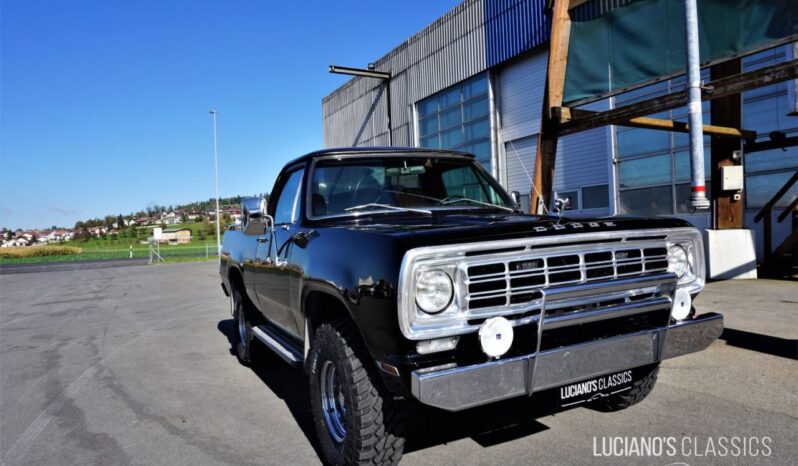Dodge Ramcharger voll