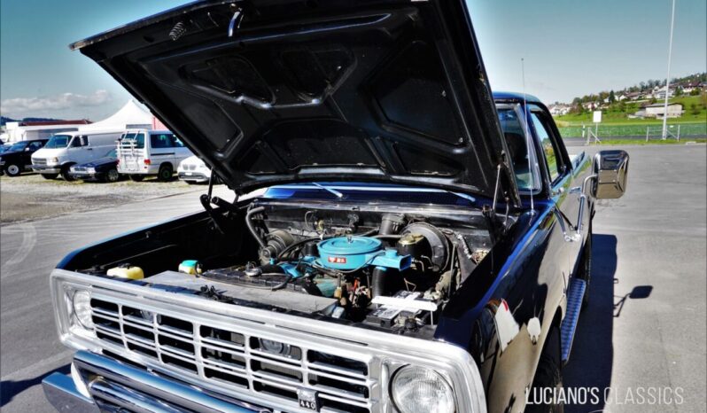 Dodge Ramcharger voll