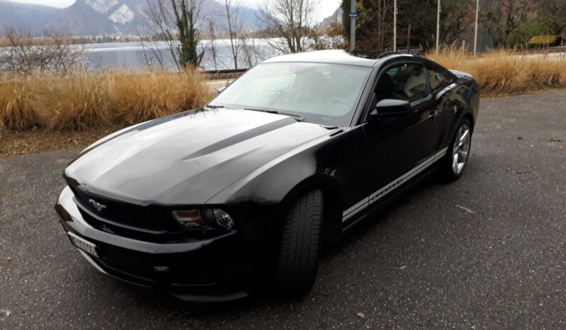 Ford Mustang voll