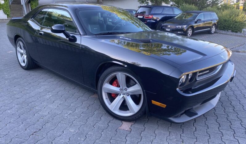 Dodge Challenger SRT8 voll