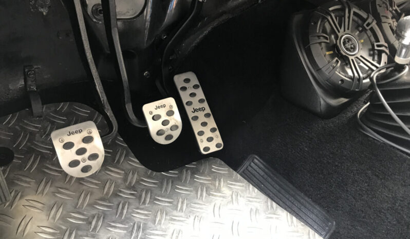 Jeep Wrangler YJ voll