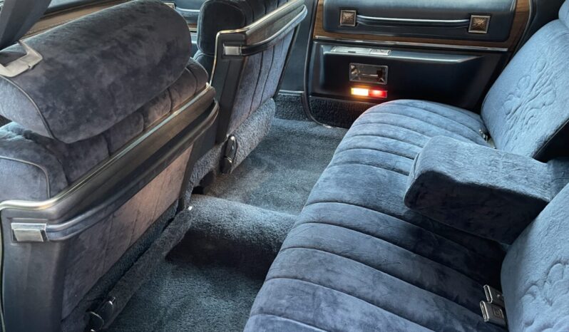 Cadillac Fleetwood Brougham voll