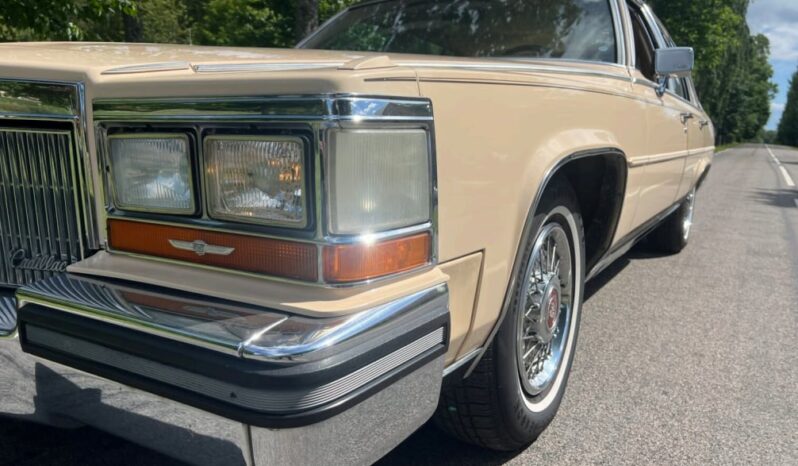 Cadillac Brougham D’elegance 5.0l V8 voll