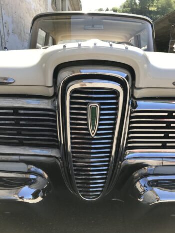 Ford Edsel Sedan voll