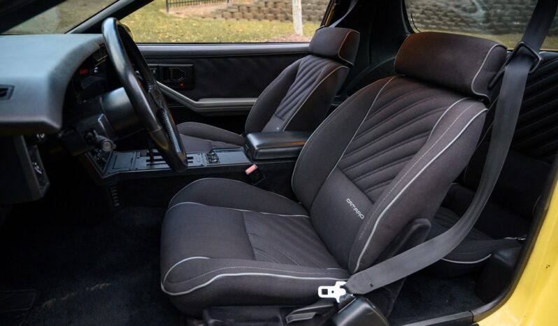 Chevrolet Camaro voll