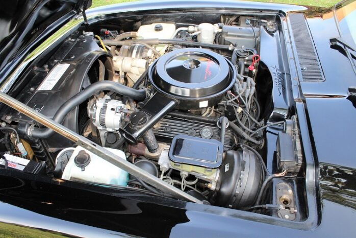 Studebaker Avanti Sedan voll