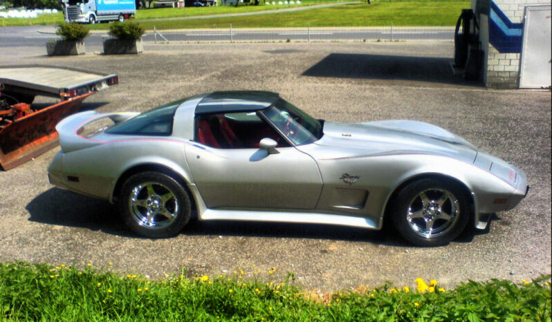 Chevrolet Corvette voll