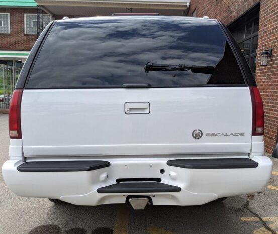 Cadillac Escalade voll