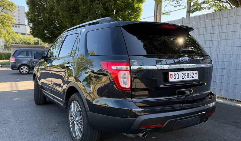 Ford Explorer Limited voll