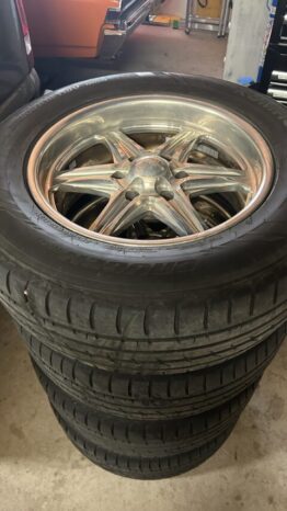 Chevrolet Tahoe voll