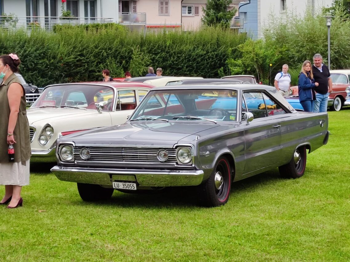 Plymouth Satellite 383